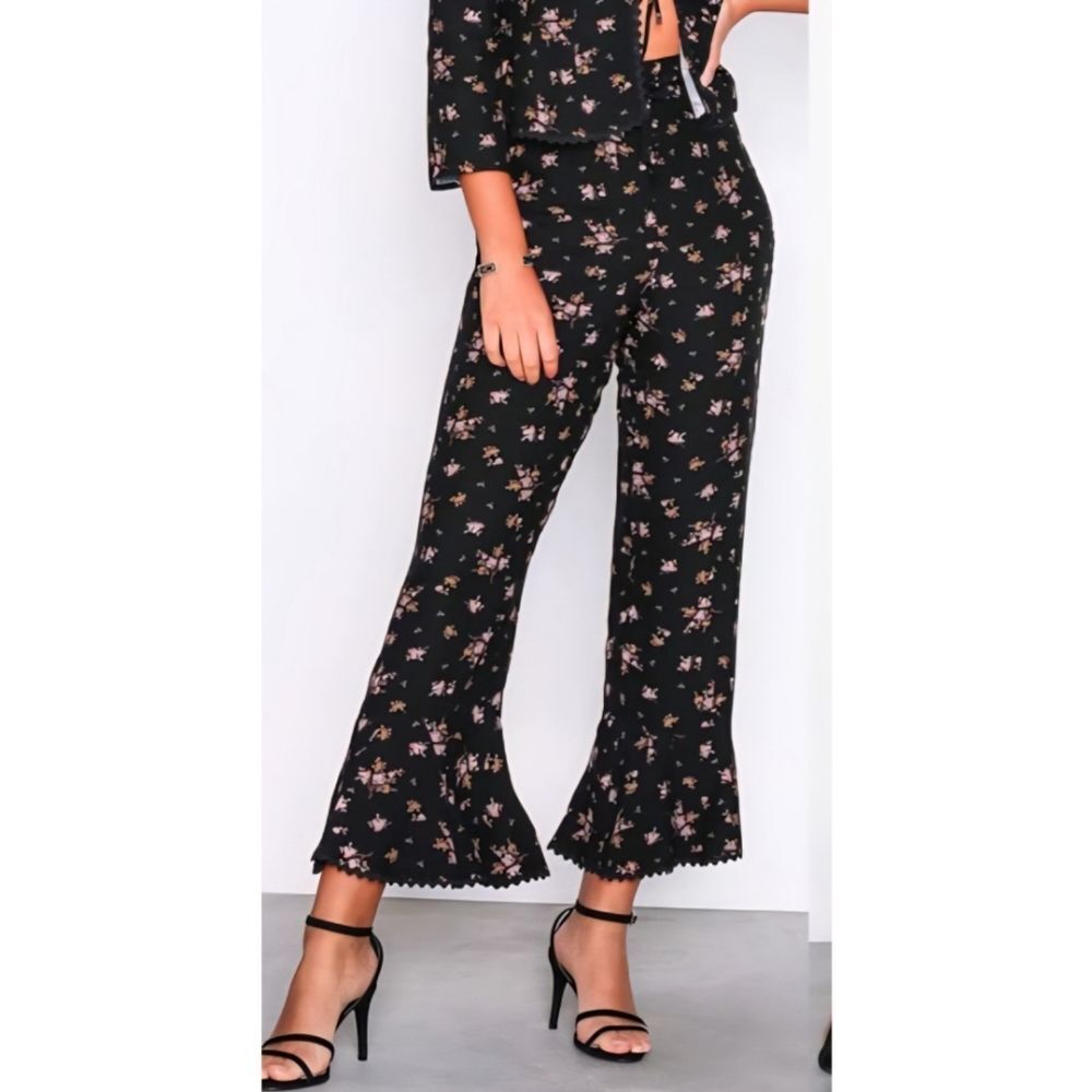 Free People El Paso Floral Flare Pants Black - Large NWOT